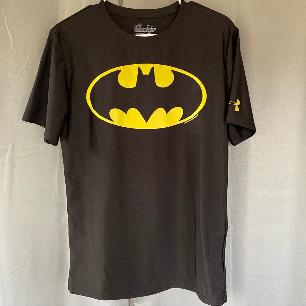 Under Armour Batman Athletic Shirt MENS SMALL